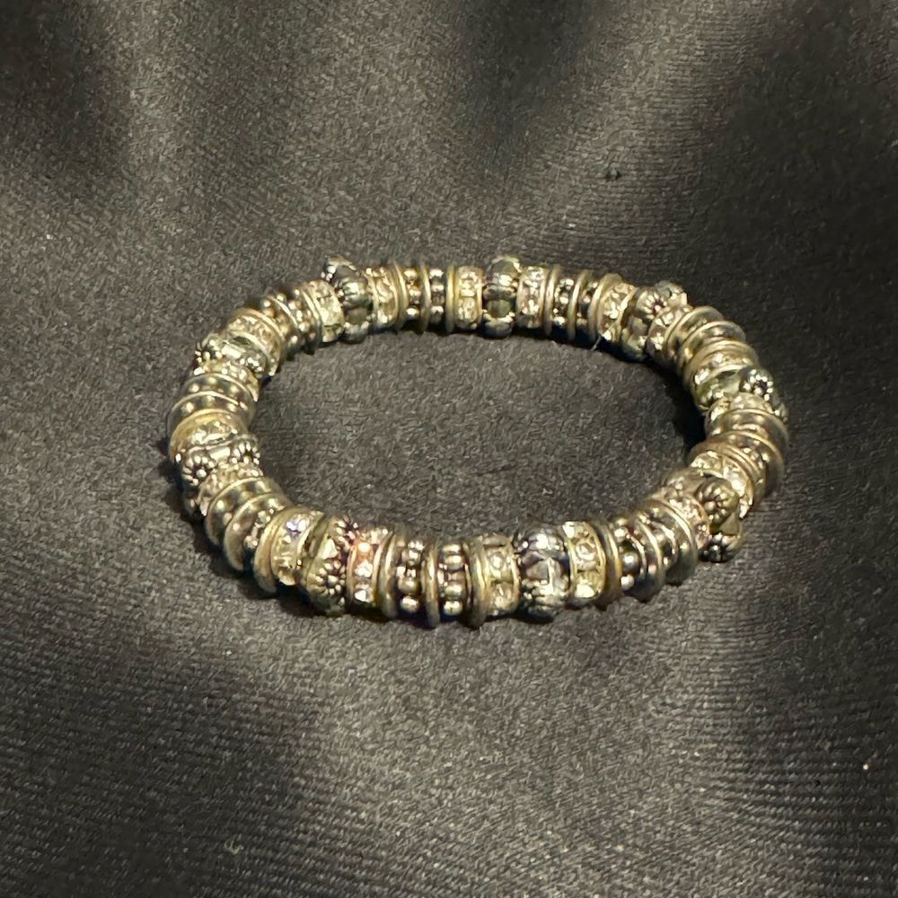LIVE SHOW NECKLACE - Picture 3 of 6